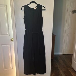 Universal Thread Black Sleeveless Jumpsuit